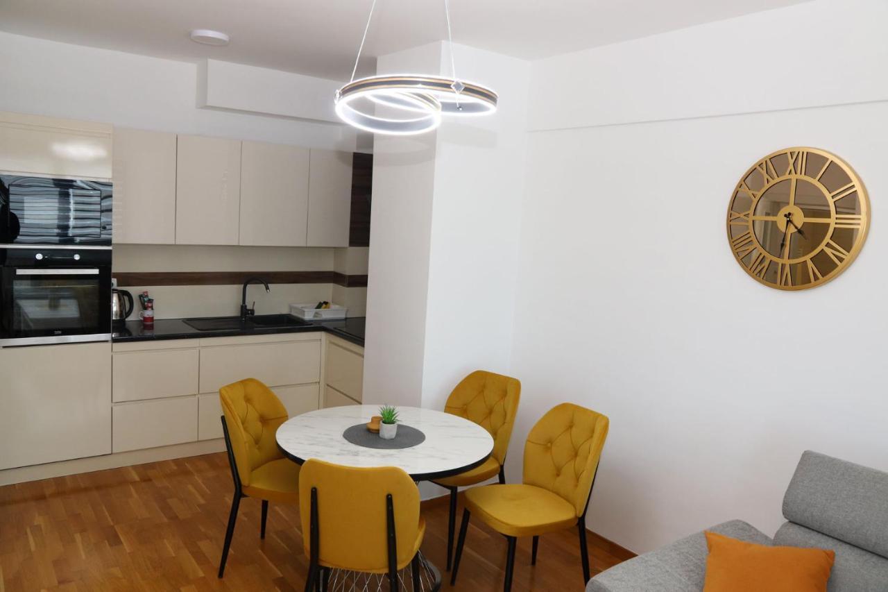 Apartment Cecovic - Mellain Тузла Экстерьер фото