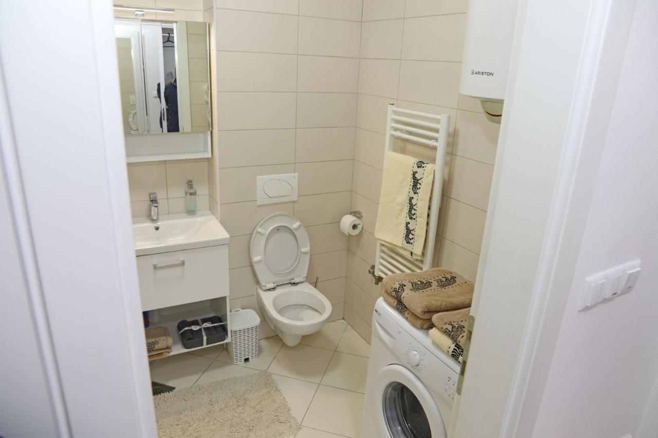 Apartment Cecovic - Mellain Тузла Экстерьер фото